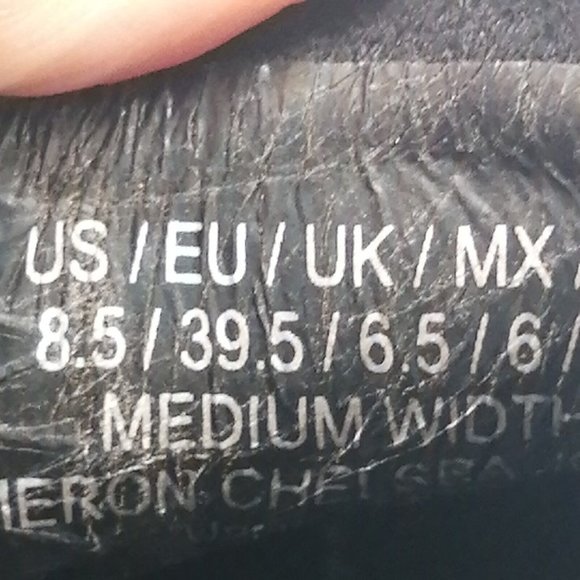 Kenneth Cole Reaction Womens Cameron Chelsea Sneakers Gray Black Leopard‎ 8.5M - Picture 8 of 9